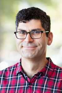 Headshot of David Shapiro